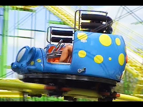 Off-ride footage of a Wild Mouse train