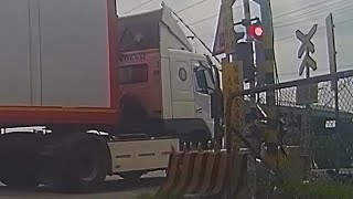 學長：火車有我硬嗎？