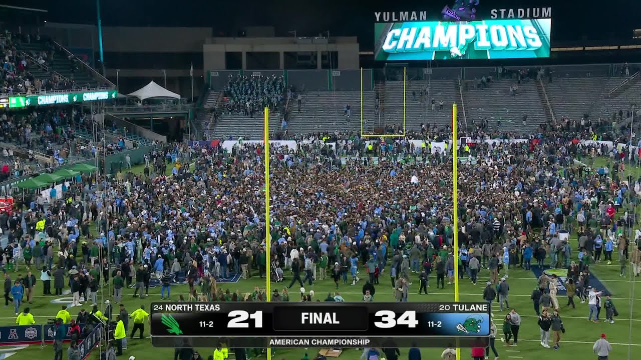 Tulane fans STORM THE FIELD after the Green Wave win the AAC Championship | ESPN College Football