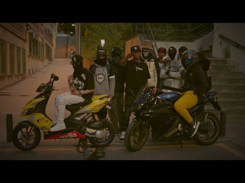 𝐓𝐚𝐧 𝐃𝐢𝐟𝐚𝐦𝐚𝐧𝐝𝐨…