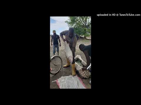 Trump-Mc-Chaka-La-Nondo