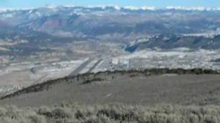 preview picture of video 'Red Hill West of Gypsum, CO & Eagle County Airport'