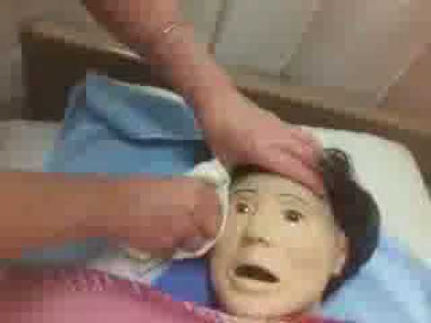 ejercicios practicos asistentes de emfermeras( BANO PARCIAL DESDE LA CAMA)