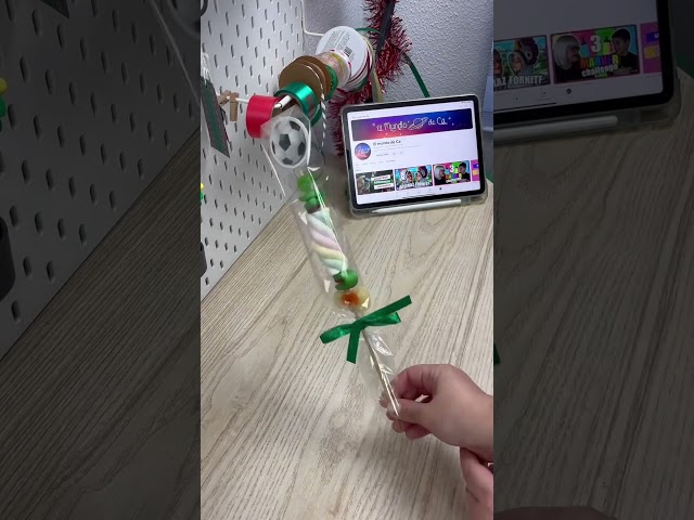 Vídeo relacionado con 64 unidades de juego de vajilla para fiesta de fútbol, decoración de Copa del Mundo para cumpleaños infantil, juego de vajilla de fútbol para cumpleaños infantil incluye platos, servilletas, tazas