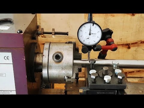 LATHE: CENTER AND CHECK THE SPINDLE TO INCREASE ITS ACCURACY