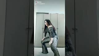 Download lagu Viral.. tante montok goyang ngocok mp3 Download lagu Viral.. tante montok goyang ngocok mp3