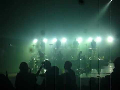 WoodKid & The Shoes - Run Boy Run @ L'olympia