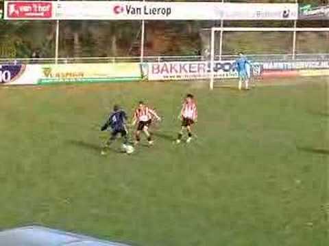 Alphense Boys D1 succesvol in 1e Divisie