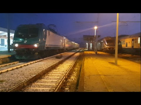 R 3696 Reggio Calabria C.le - Cosenza