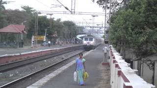 INDIA'S FASTEST RAJDHANI EXPRESS AT A BREAKNECK SPEED AT UDVADA, GUJARAT