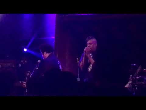 Videoclip de A Movement In The Light (Album Version) — Fishbone