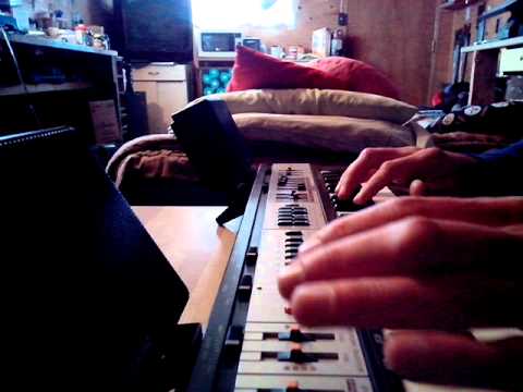 Selling Casio MT 400v Vintage Synth