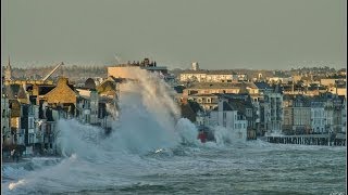 preview picture of video 'BRETAGNE MAREE DE FOLIE SAINT MALO - 02 02 2014'