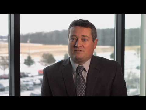 What are the symptoms of big toe arthritis?