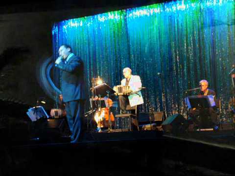 RICHARD EMUNDS in Piazzolla Oblivion