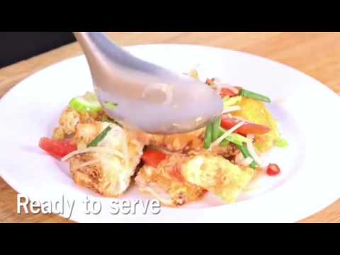 TU050 JJ Green night market 59