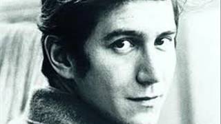Phil Ochs &quot;I Ain&#39;t Marchin&#39; Anymore&quot; &amp; &quot;Chords of Fame&quot; from the Amchitka concert 1970.