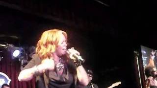 Faith Evans &quot;Come Over&quot; Live at B.B. Kings 10/5/10