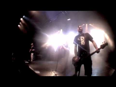 FAHNENFLUCHT - Mauern live Resist To Exist 2010