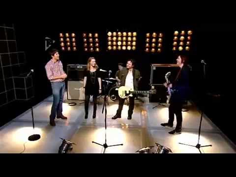 Manic Street Preachers & Nina Persson - Your Love Alone Is Not Enough (Channel 4 2007)