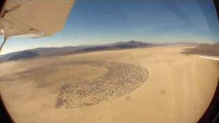 preview picture of video 'Flight over Black Rock City, Burning Man 2008'