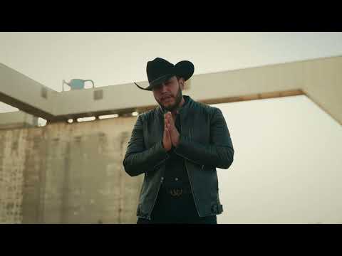 Me Largo De Aquí (Video Oficial) - El Compa Ray