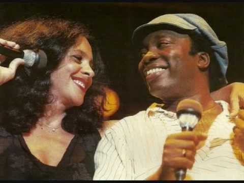 Gal Costa & Milton Nascimento - Um Gosto de Sol / Solar