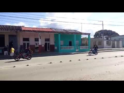 Caravana de motos en Cifuentes Villa Clara Cuba