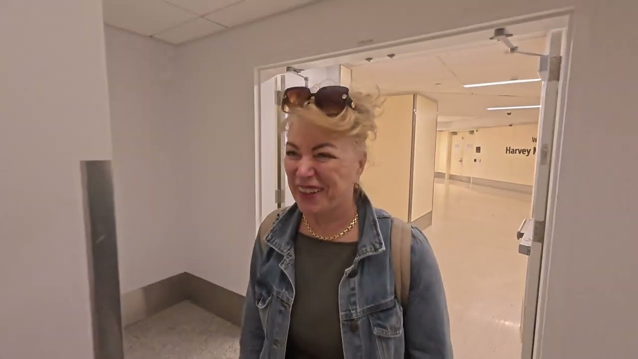 Пять лет не был я в аэропорту Сан Франциско. А тут такой случай...