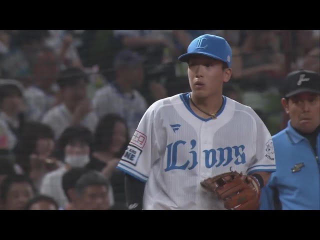 【4回表】守備で魅せる!! ライオンズ・滝澤夏央 三塁線への強い打球を飛びついて掴む好プレー!!  2024年7月20日 埼玉西武ライオンズ 対 福岡ソフトバンクホークス