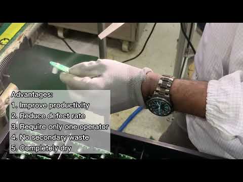 Printed circuit board cleaning with dry ice blasting