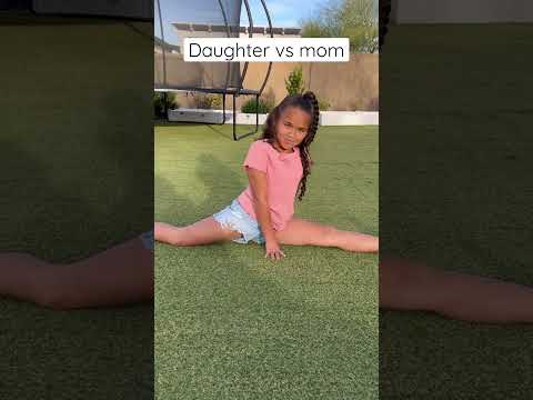 🙄🙄🤣 #momdaughter #daughter #flexibility #momanddaughter #momlife #