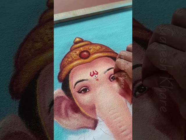 Learn portrait rangoli design by ganesh khare - video 2