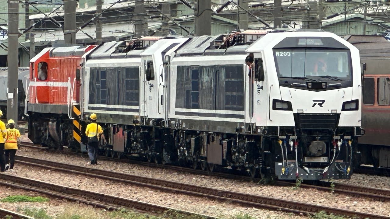 [閒聊] R200柴電機車 R203 204到台 - 看板Railway - PTT網頁版