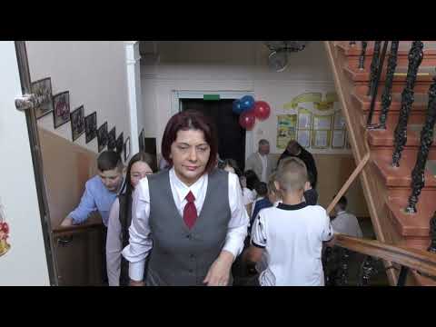 BucPress TV Cernăuți: Liceul „Alexandru cel Bun” din Cernăuți - 30 de ani de activitate