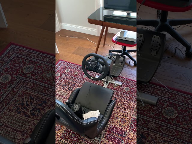 Vídeo relacionado con cirearoa Racing Wheel Stand con Silla de Juego de Asiento Cabina de conducción para All Logitech G923 G29 G920 T150RS T300RSTX Rennrad T500RS T3PA Plataformas Xbox One, PS4, PC