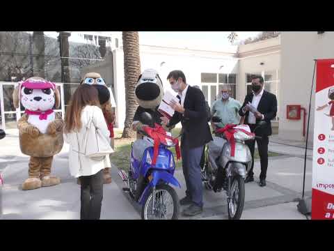 Se entregaron los premios del sorteo semestral de Ticketon y se realizó el sorteo mensual de agosto