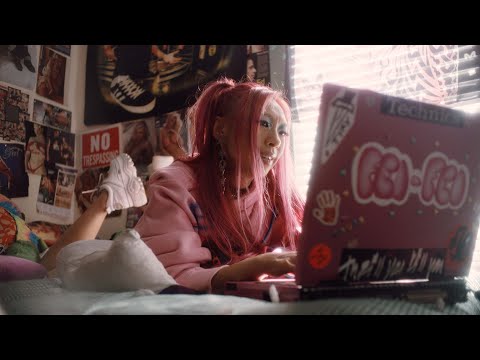 I AM DR🍓GS [OFFICIAL MUSIC VIDEO]