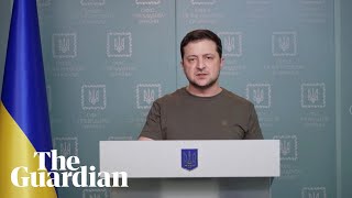Zelenskyy says Russia continued to bomb Ukrainian cities