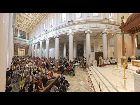 “QUANDO IL CIELO TOCCA LA TERRA” LA GIOIA DEL CORPUS DOMINI