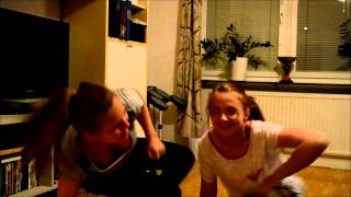 fist pump jump jump - violinewiksen