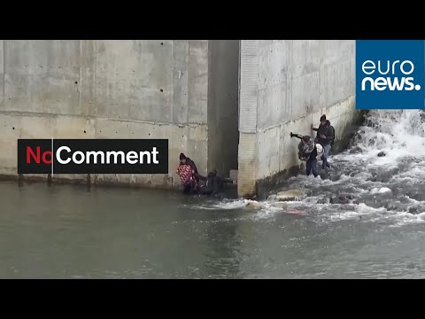 Des migrants traversent l'Evros pour tenter de rejoindre l'Europe