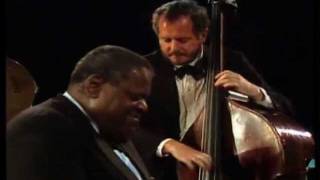 Oscar Peterson Trio - The Berlin Concert - Who Can I Turn To