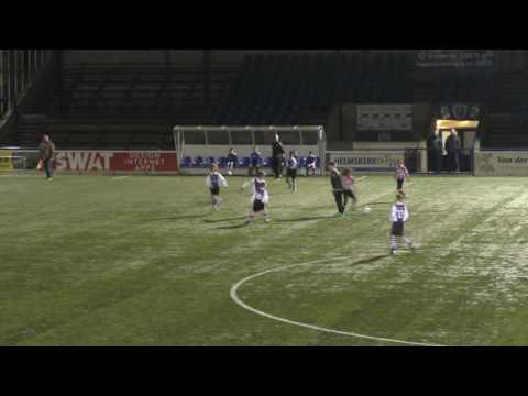 23-11-2016: ADO'20 JO12-1 - Alphense Boys JO13-4, 1e helft (Ruststand: 1-0)