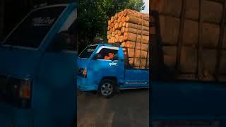 Download lagu Driver Pik-up L300 Ini Nekat Banget❗#videoshorts#l300 mp3