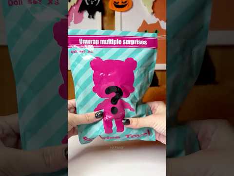 Are these the WORST *FAKE* L.O.L. SURPRISE DOLLS?🤔Fun Unboxing ASMR!👎🏻#shorts #asmr #lolsurprise
