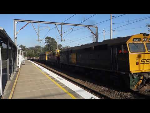 442s1 / 4911 / 442s5 with an empty railset 2 of 2 - 18/5/19