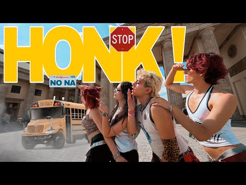 [DANCE IN PUBLIC | ONE TAKE - GERMANY] no na - &lsquo;honk!&rsquo; Dance Cover | 1ST IN THE WORLD