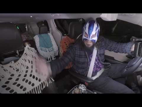 Pauly Shore and Wrestling Fred get drive-thru