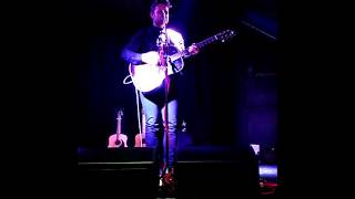 Back into paradise by Ben Montague
